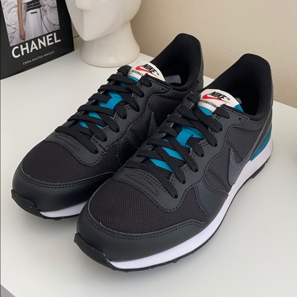 New Nike internationalist custom made shoes - Picture 2 of 8